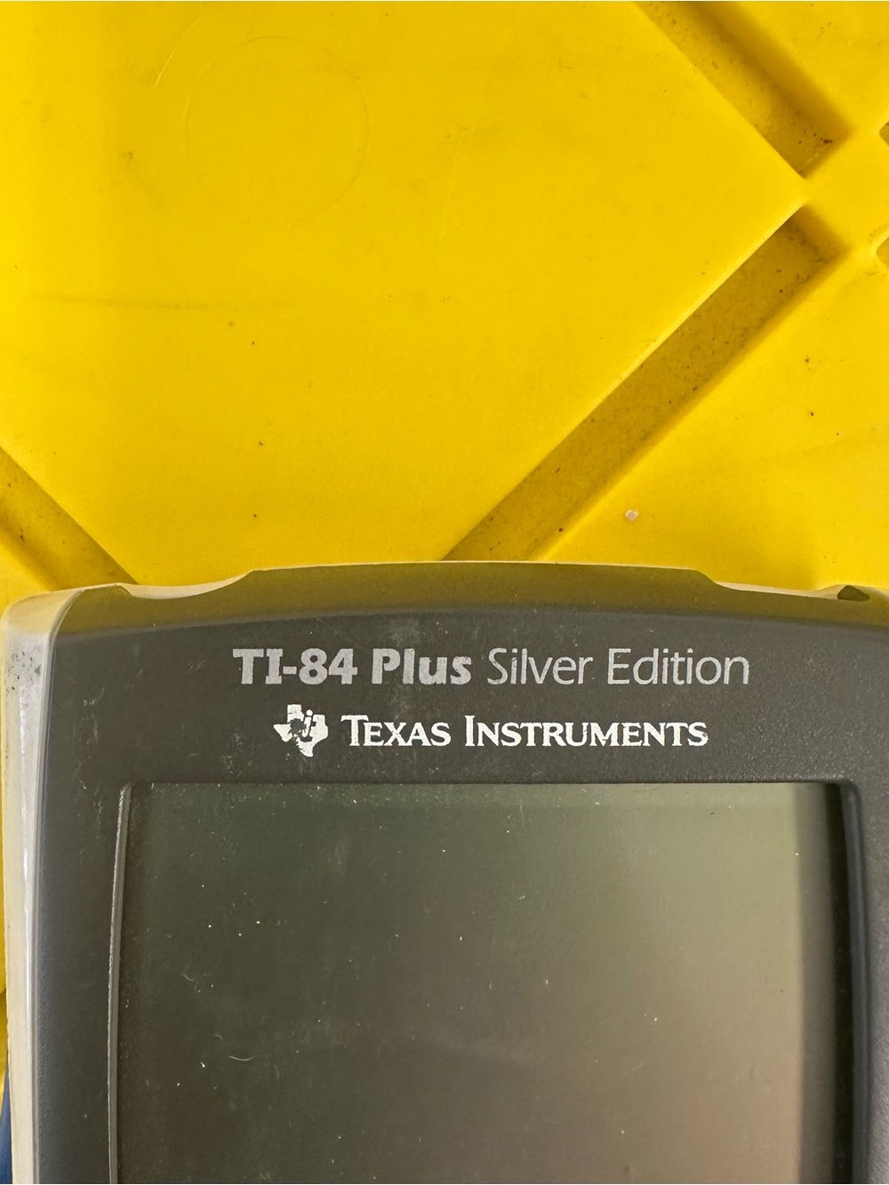 Texas Instruments TI-84 Plus Silver Edition Gray Graphing Calculator - Tested - Picture 3 of 4